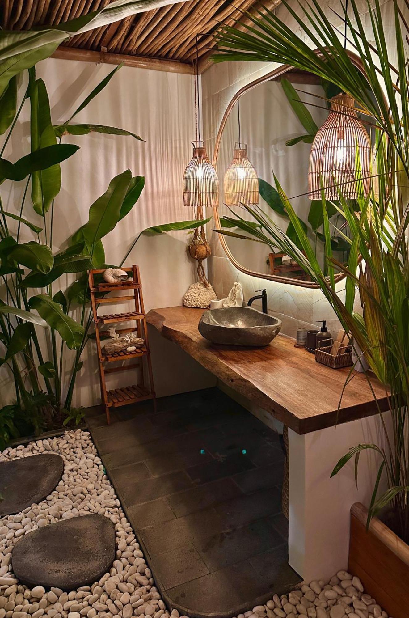Beachfront Luxury Dome Villas - Gamat Bay Resort Nusa Penida Esterno foto