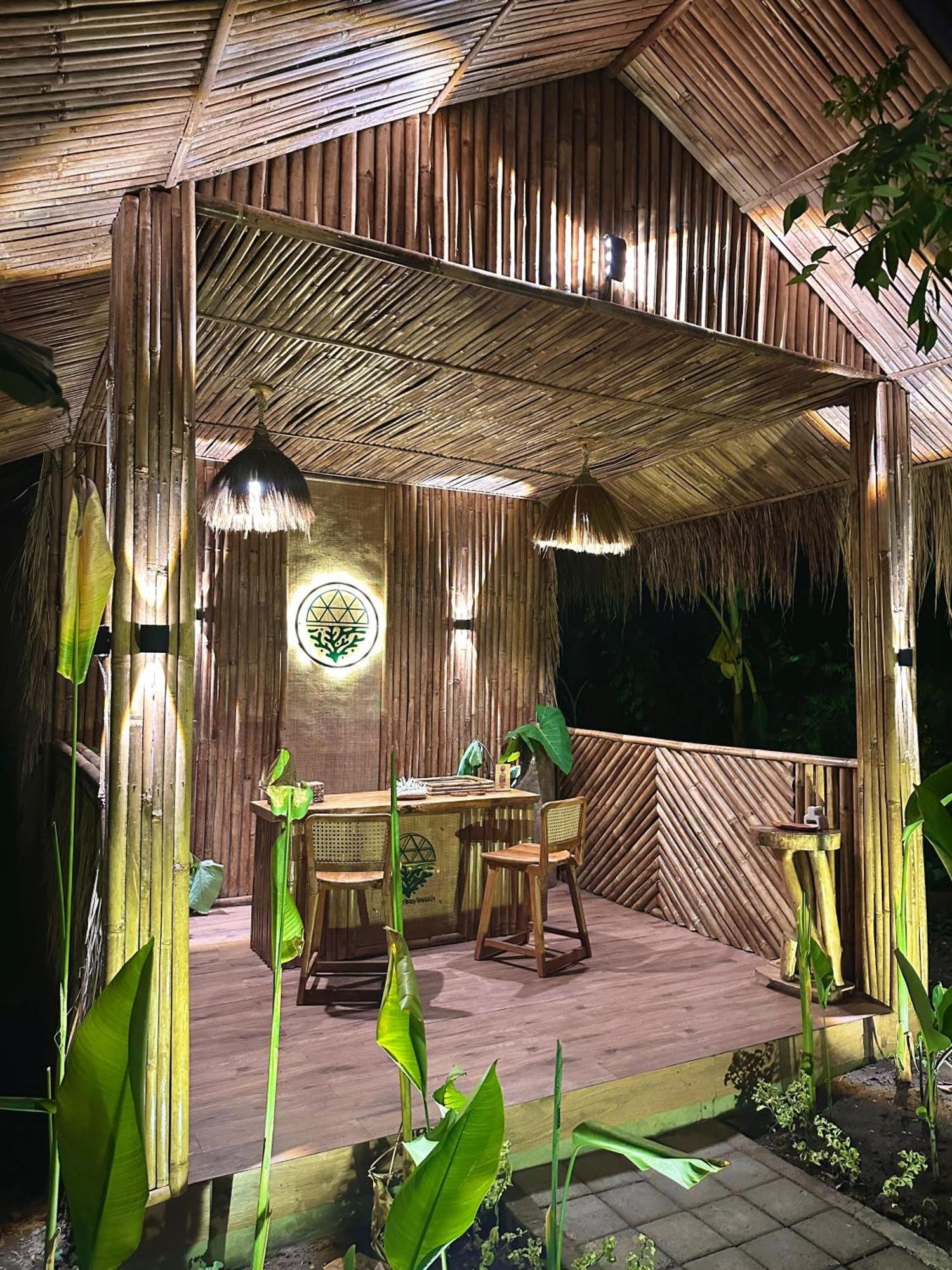 Beachfront Luxury Dome Villas - Gamat Bay Resort Nusa Penida Esterno foto